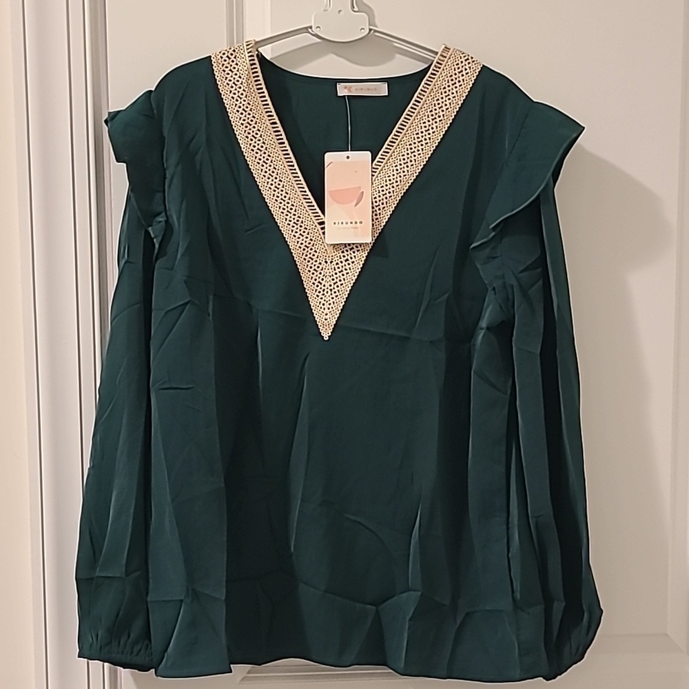 Green V-Neck Blouse with Lace Trim, L
